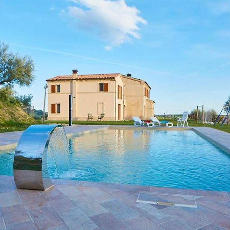 Agriturismo Nido Delle Rondini マチェラータ エクステリア 写真