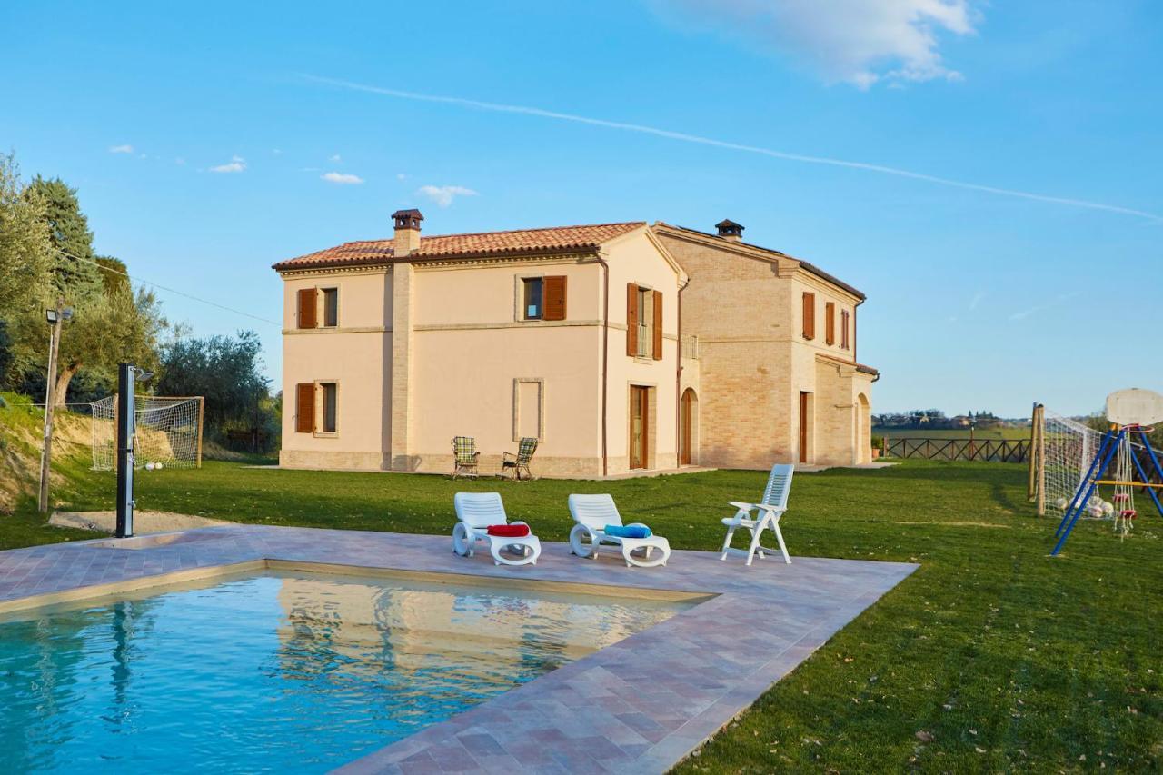 Agriturismo Nido Delle Rondini マチェラータ エクステリア 写真