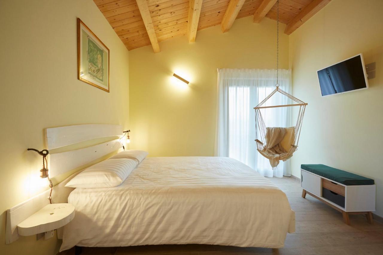 Agriturismo Nido Delle Rondini マチェラータ エクステリア 写真